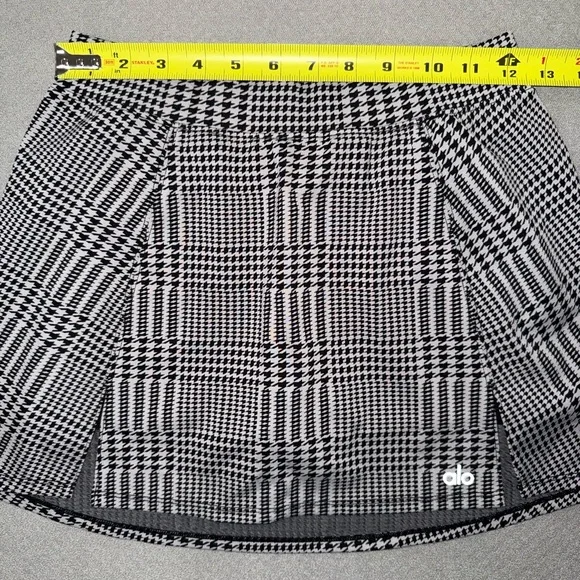 ALO Black & White Plaid A-Line Mini Skort - Picture 2 of 4